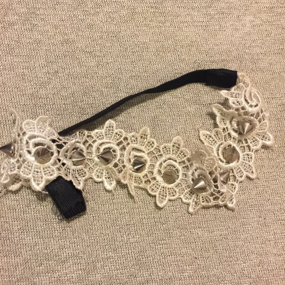 HANDMADE • Lace & Spike Headband